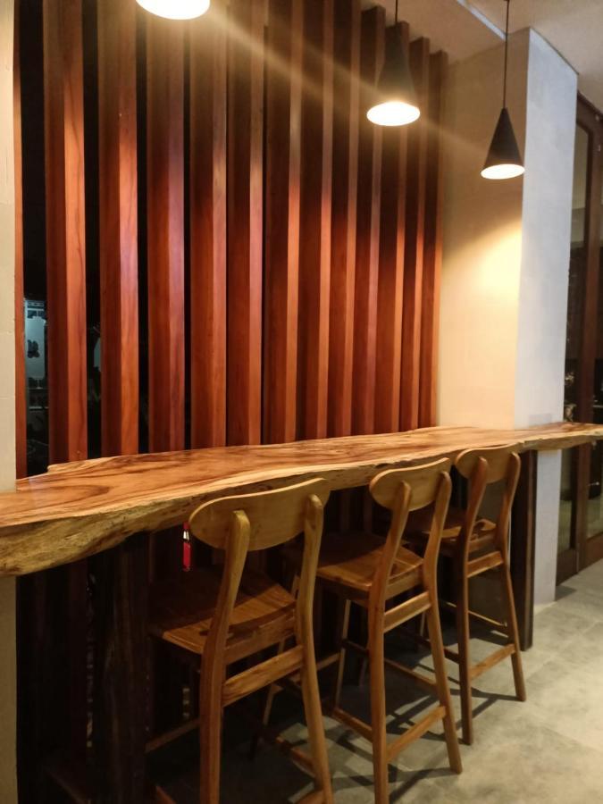 The Kd Suites & Coffee Shop Munggu Екстер'єр фото