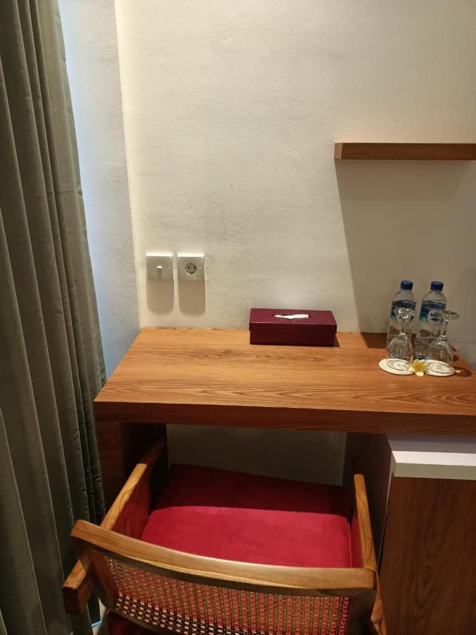The Kd Suites & Coffee Shop Munggu Екстер'єр фото