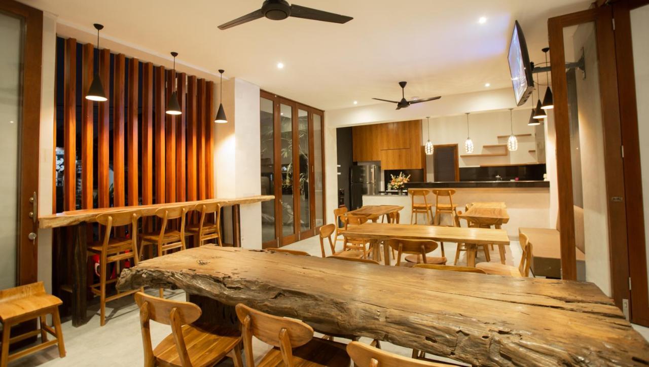 The Kd Suites & Coffee Shop Munggu Екстер'єр фото